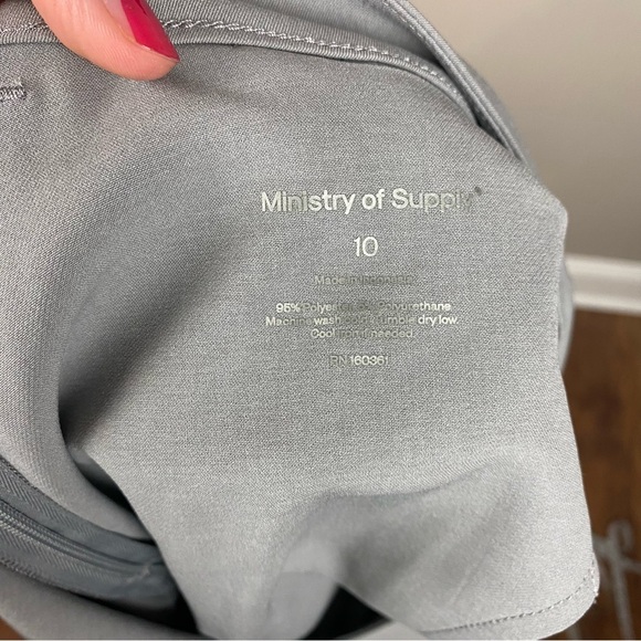 NWT Ministry Of Supply Women's Gray Swift Drape Pant Size 10 - Picture 5 of 8